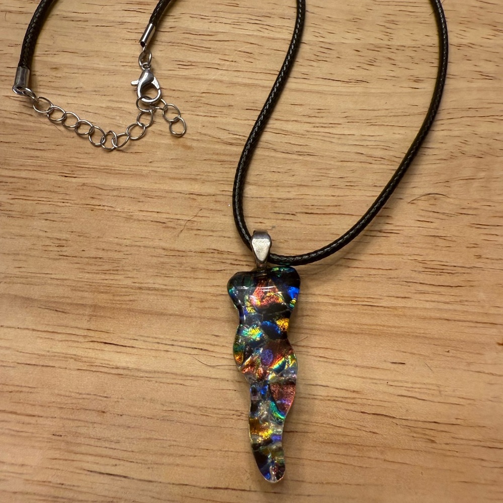 Multicolor Abstract Pendant Necklace - Picture 2 of 2